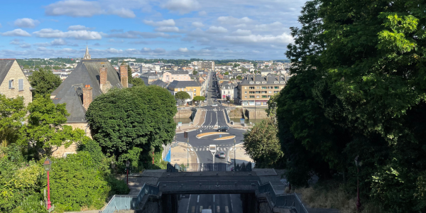 Le Mans town