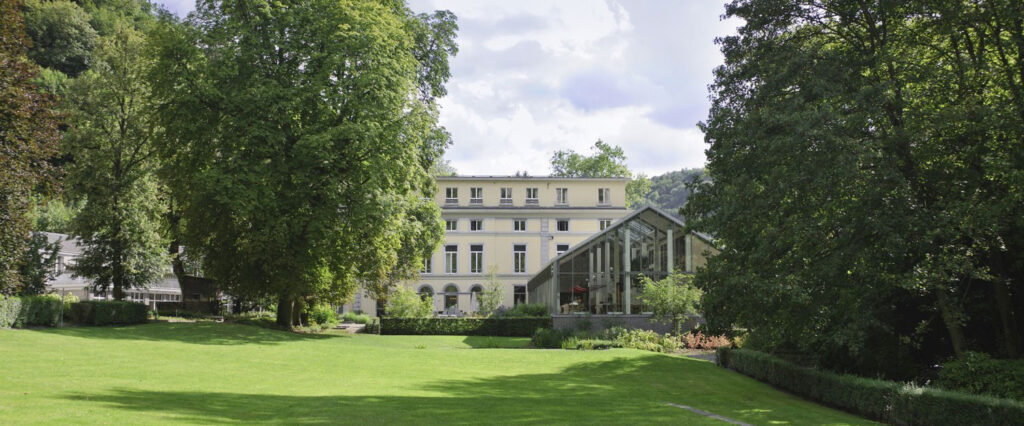 Castel de Point-a-Lesse Hotel
