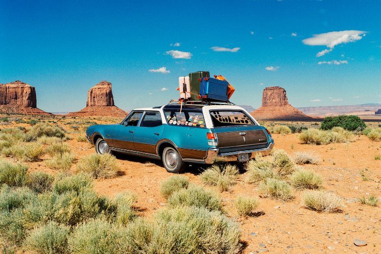 Floyd Suitcase partner with Travel Destinations